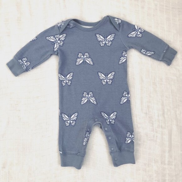 2/$20 Carters Romper Bundle 0-3M - Picture 7 of 10